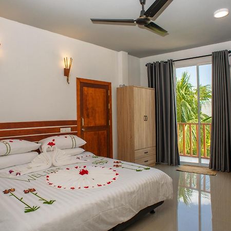 Finolhu Dhigurah Hotel Dhigurah  Exterior photo