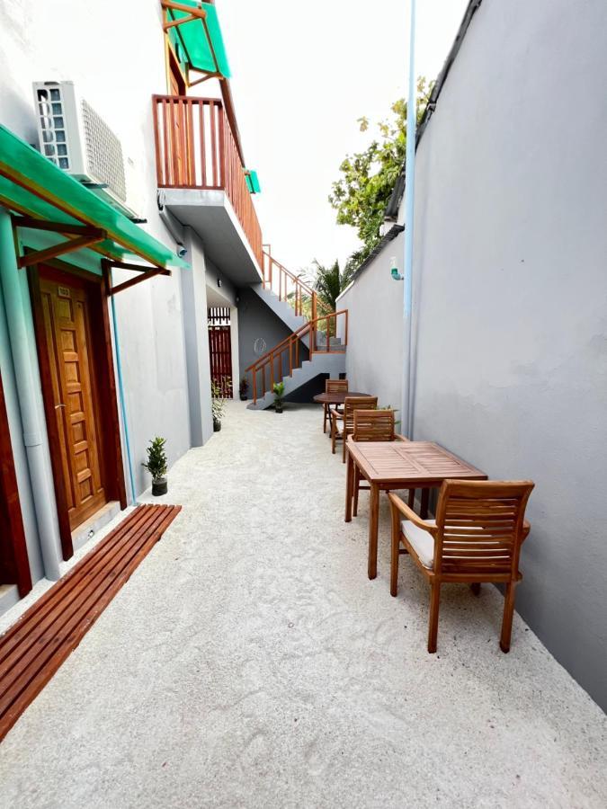 Finolhu Dhigurah Hotel Dhigurah  Exterior photo