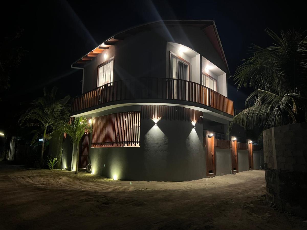 Finolhu Dhigurah Hotel Dhigurah  Exterior photo