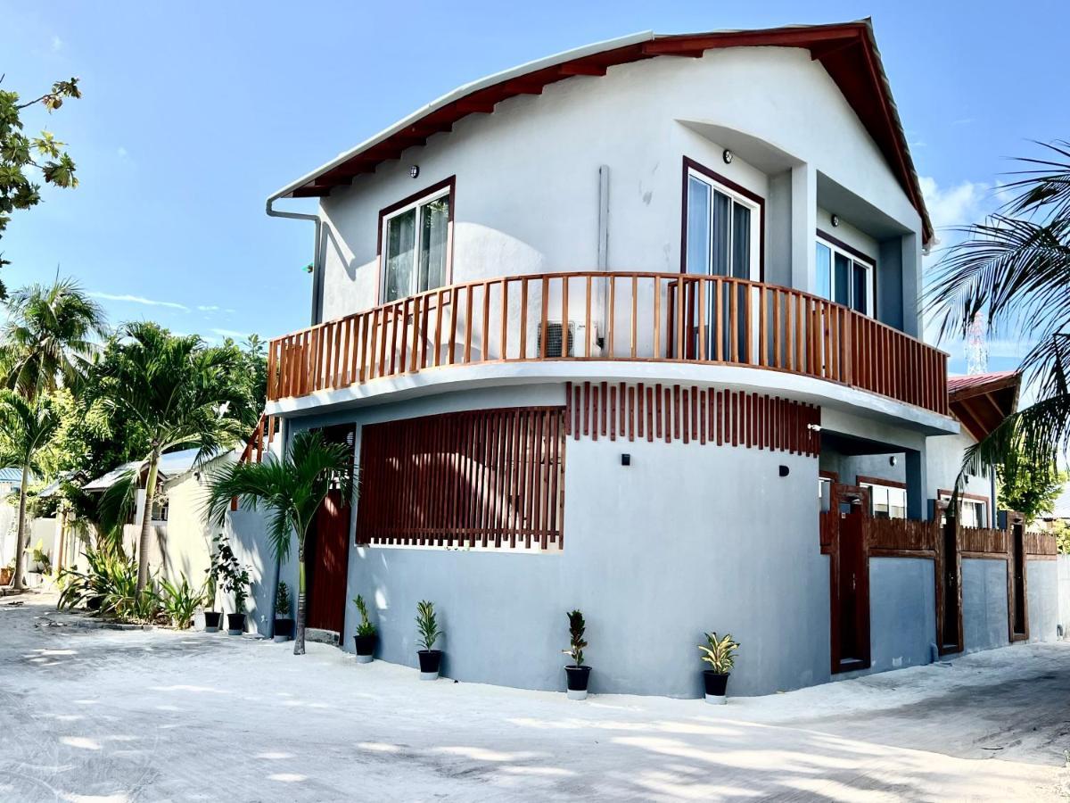 Finolhu Dhigurah Hotel Dhigurah  Exterior photo